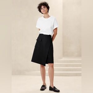 Banana Republic OXL Suiting Lined Blend Knee Length Skirt Black with Pocket NEW